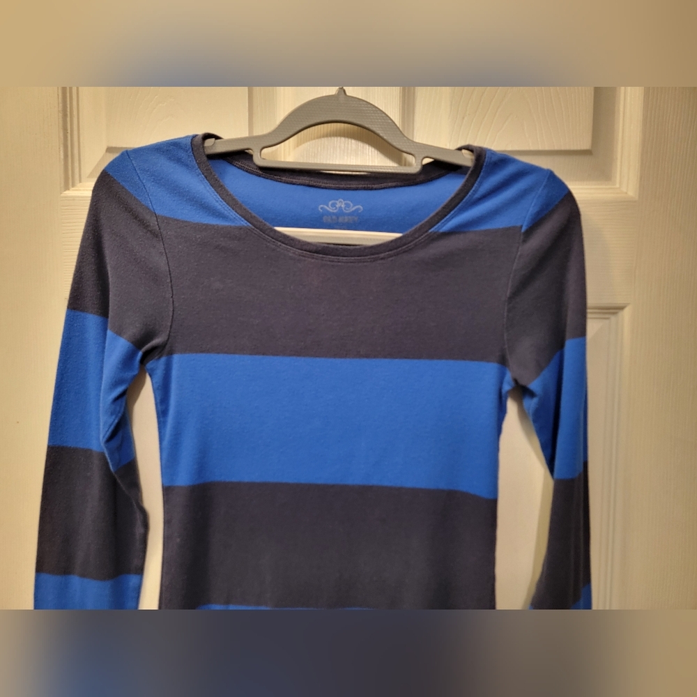 Old Navy Ladies Blue Striped Long Sleeve T Shirt Size M